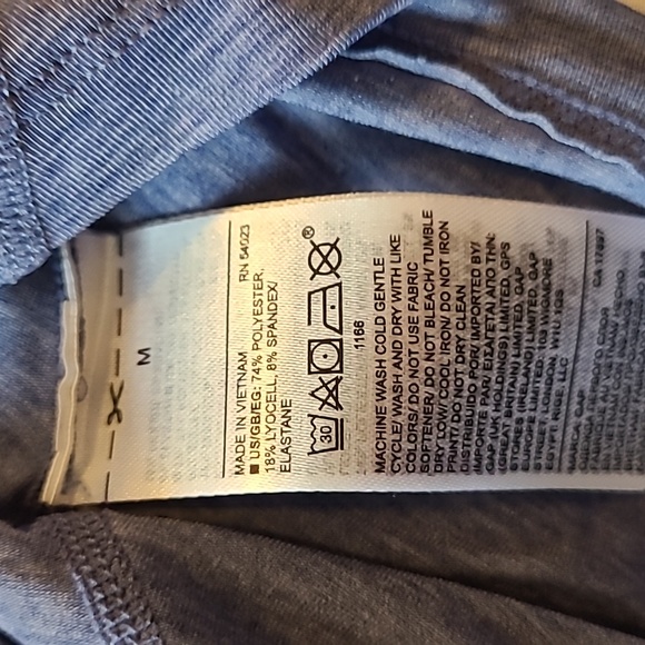 Gapfit long sleeve top - Picture 7 of 7